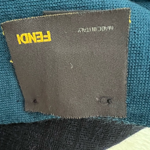 Fendi wool scarf - Picture 3 of 3